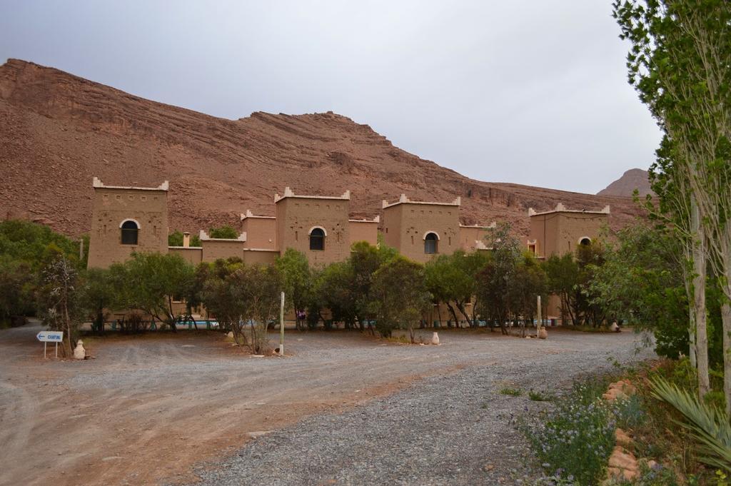 Kasbah Hotel Camping Jurassique Ifri Exterior foto